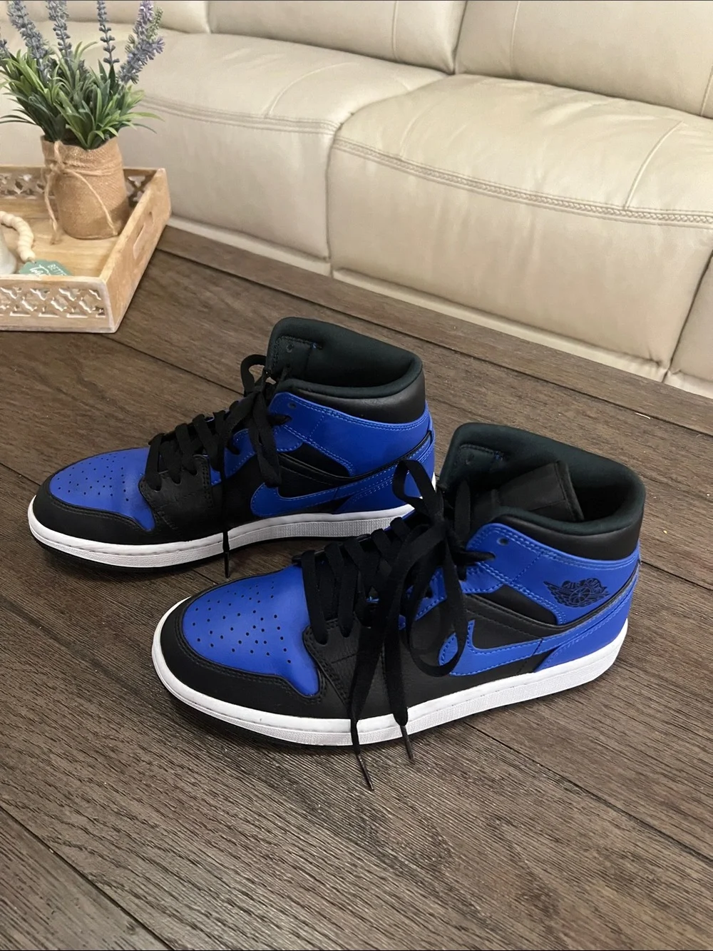 Men's Nike Air Jordan High-Top Sneakers in Black and Royal Blue size 8